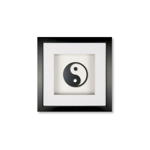 Quadratwerk Wandbild Pure Black Yin & Yan 27cm - Rahmen Schwarz, Hintergrund Weiß, Passepartout Weiß/Weiß
