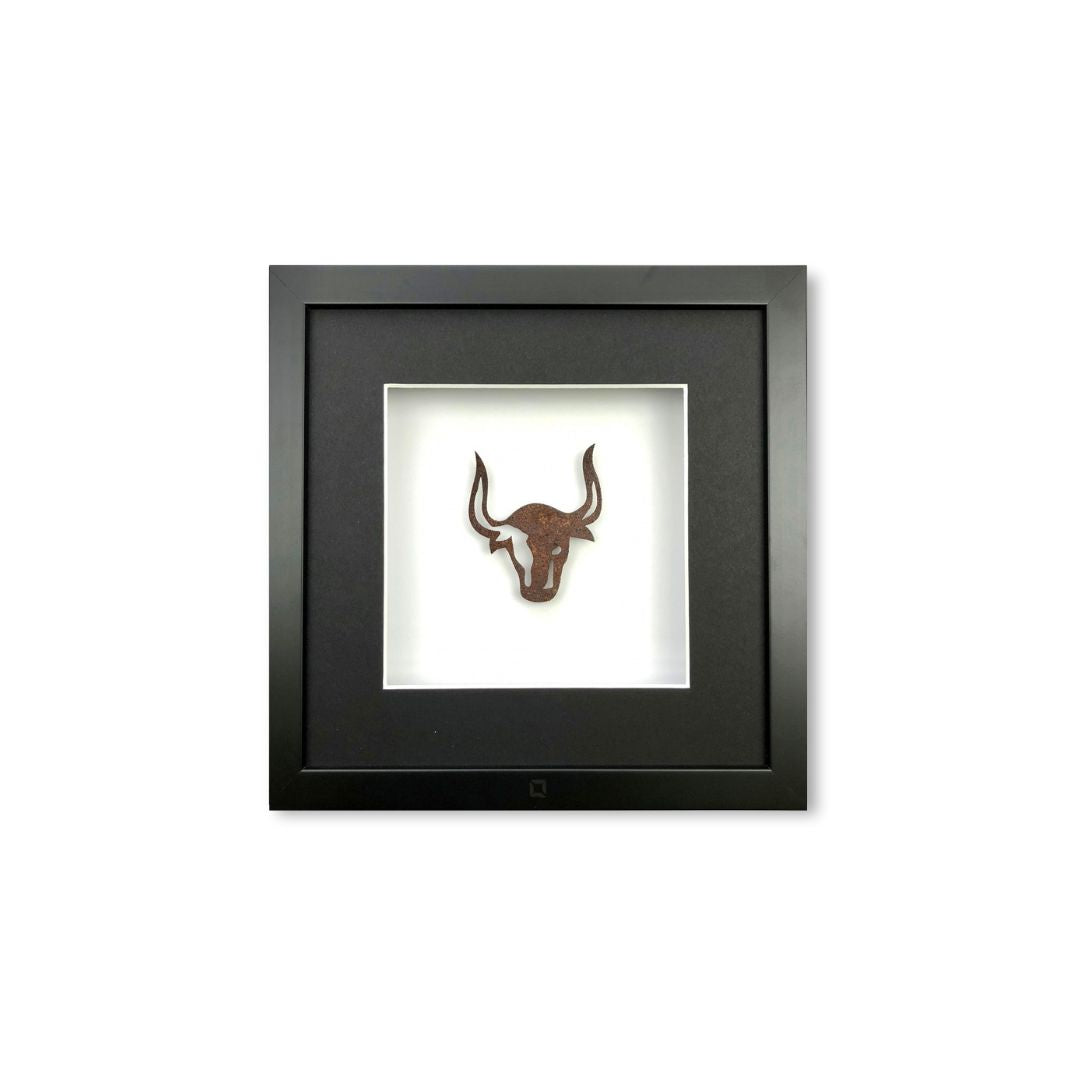 Quadratwerk Wandbild Urban Rust The Bull 27cm - Rahmen Schwarz, Hintergrund Weiß, Passepartout Schwarz/Weiß