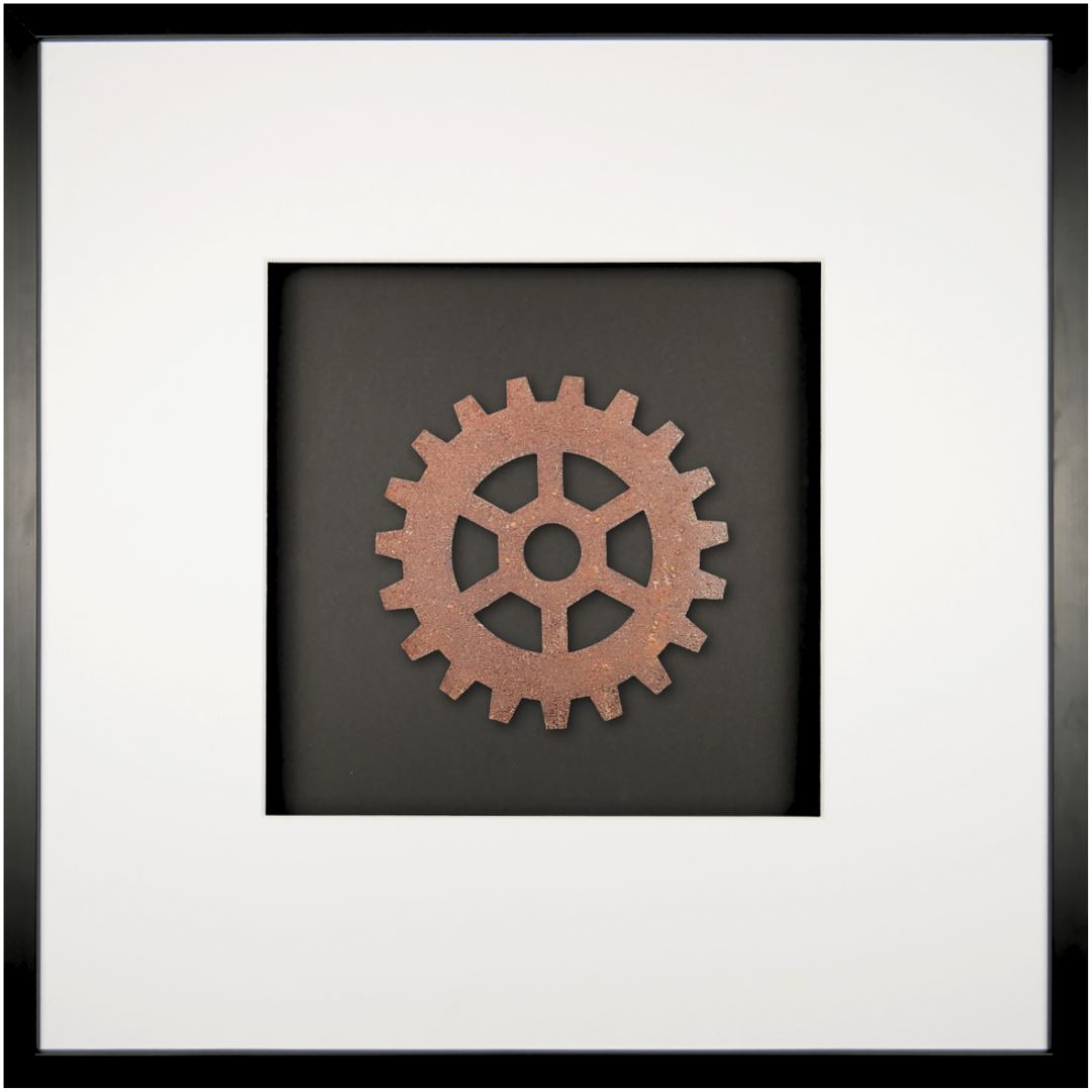 Quadratwerk Wandbild Urban Rust Gear 58cm - Rahmen Schwarz, Hintergrund Schwarz, Passepartout Weiß/Weiß