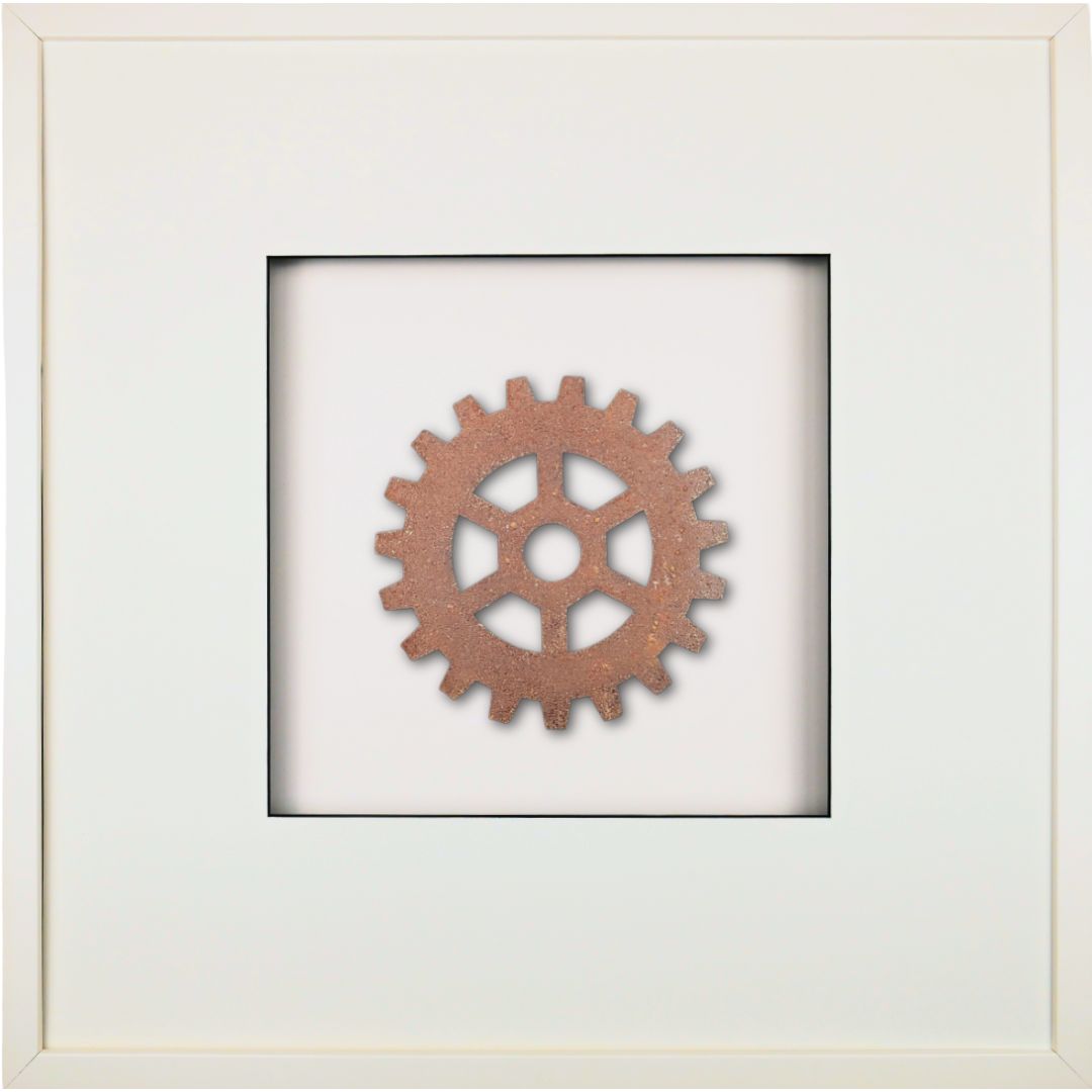 Quadratwerk Wandbild Urban Rust Gear 58cm - Rahmen Weiß, Hintergrund Weiß, Passepartout Weiß/Schwarz