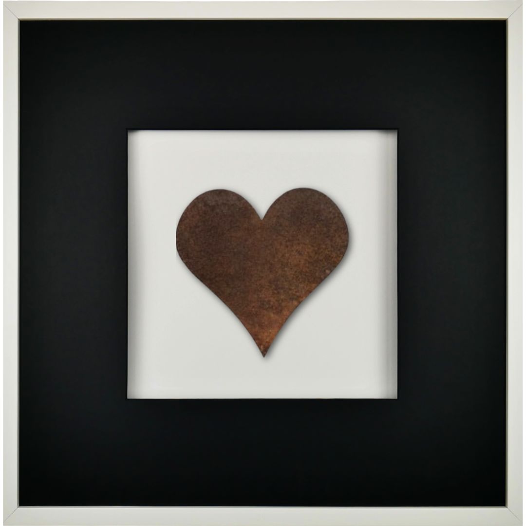 Quadratwerk Wandbild Urban Rust Heart 58cm - Rahmen Weiß, Hintergrund Weiß, Passepartout Schwarz/Schwarz
