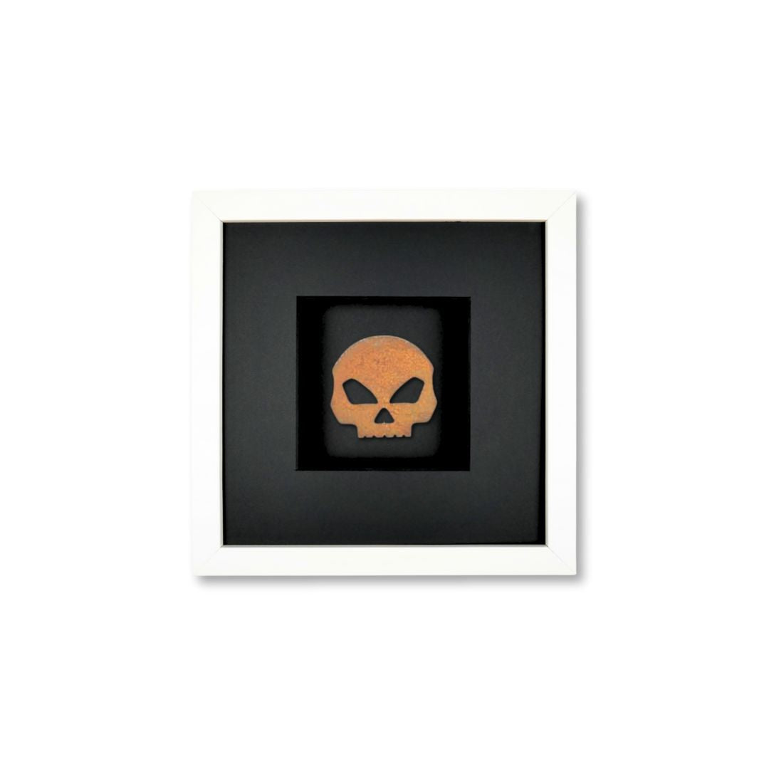 Quadratwerk Wandbild Urban Rust Skull 27cm - Rahmen Weiß, Hintergrund Schwarz, Passepartout Schwarz/Schwarz