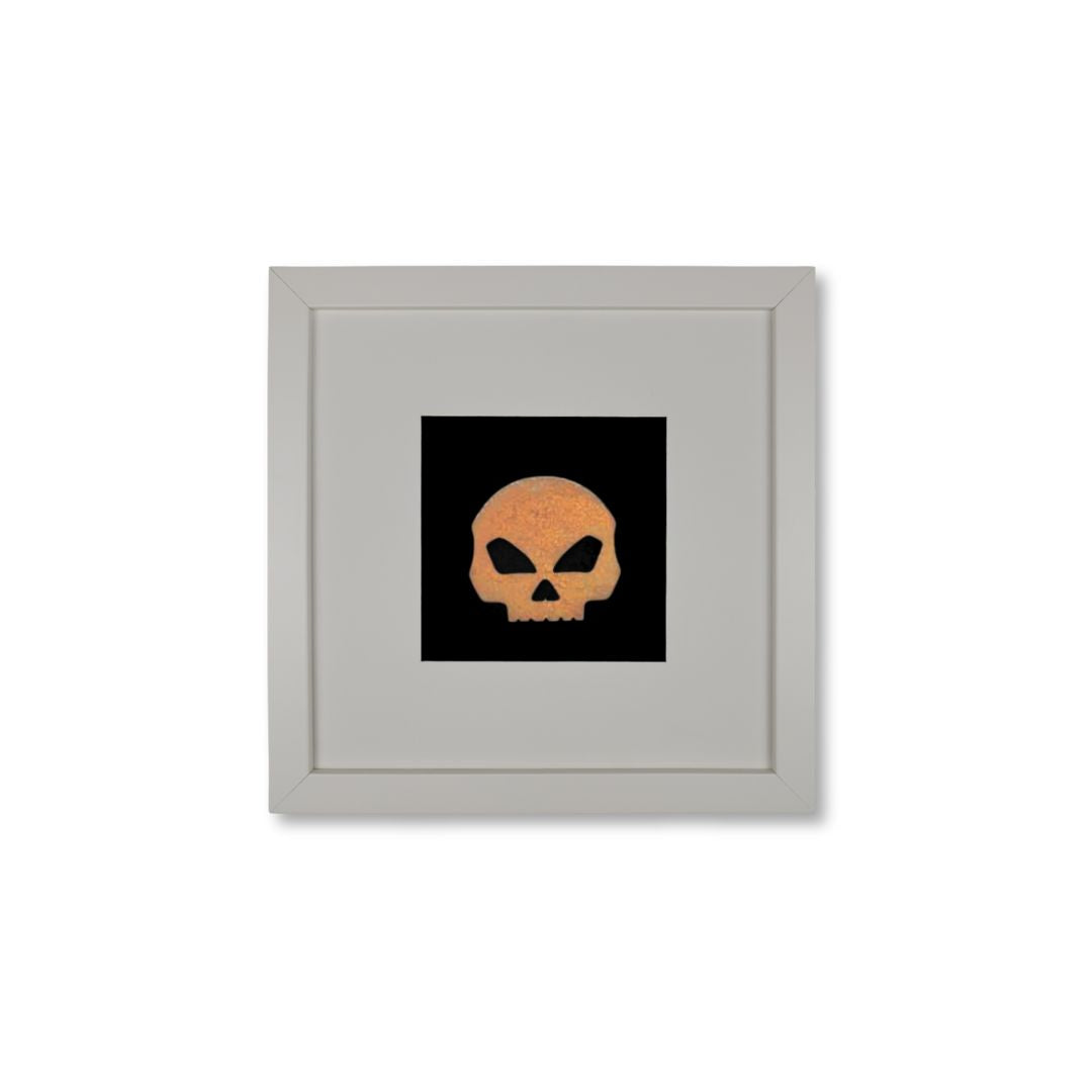 Quadratwerk Wandbild Urban Rust Skull 27cm - Rahmen Weiß, Hintergrund Schwarz, Passepartout Weiß/Schwarz