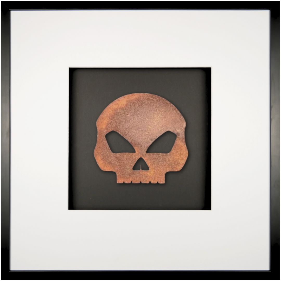 Quadratwerk Wandbild Urban Rust Totenkopf 58cm - Rahmen Schwarz, Hintergrund Schwarz, Passepartout Weiß/Weiß