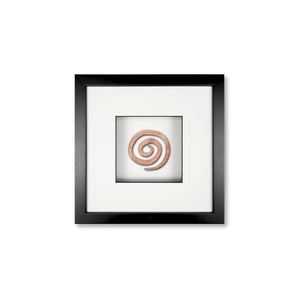 Quadratwerk Wandbild Detailaufnahme Urban Rust Spirale 27cm - Rahmen Schwarz, Hintergrund Weiß, Passepartout Weiß/Schwarz