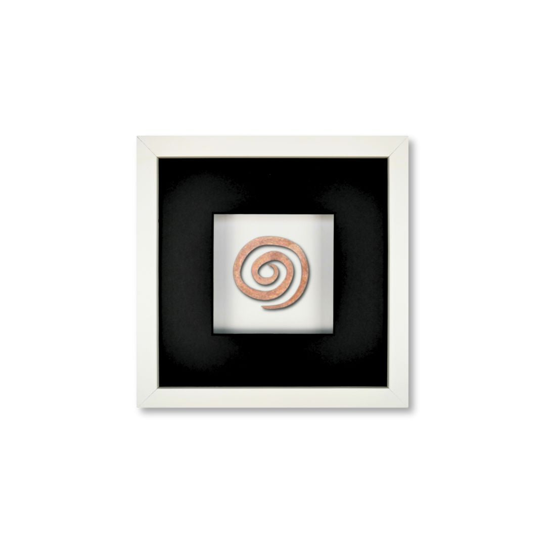 Quadratwerk Wandbild Detailaufnahme Urban Rust Spirale 27cm - Rahmen Weiß, Hintergrund Weiß, Passepartout Schwarz/Schwarz