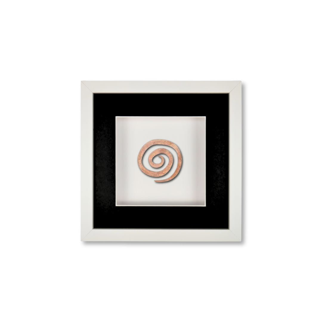 Quadratwerk Wandbild Detailaufnahme Urban Rust Spirale 27cm - Rahmen Weiß, Hintergrund Weiß, Passepartout Schwarz/Weiß